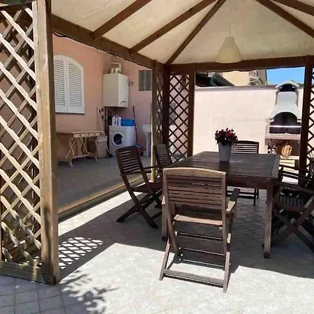 House Holiday Le Sorelle A Pochi Passi Dal Mare *